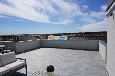 de vanzare apartament 3 camere  cu terasa in supraf de 162  mp utili - foto 2