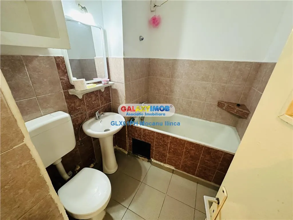 Vanzare apartament 3 camere, in Ploiesti, zona Democratiei - foto 13