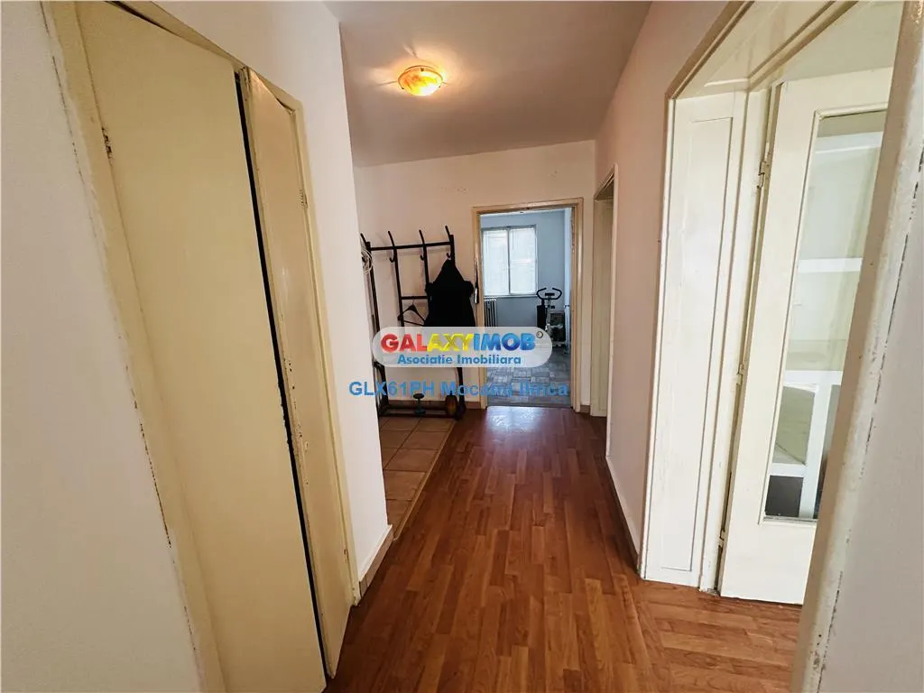 Vanzare apartament 3 camere, in Ploiesti, zona Democratiei - foto 16