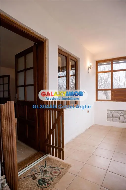 Vindem o altfel de casa , o casa boiereasca in Curtea de Arges ! - foto 23