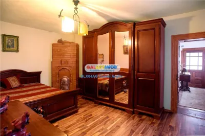 Vindem o altfel de casa , o casa boiereasca in Curtea de Arges ! - foto 4