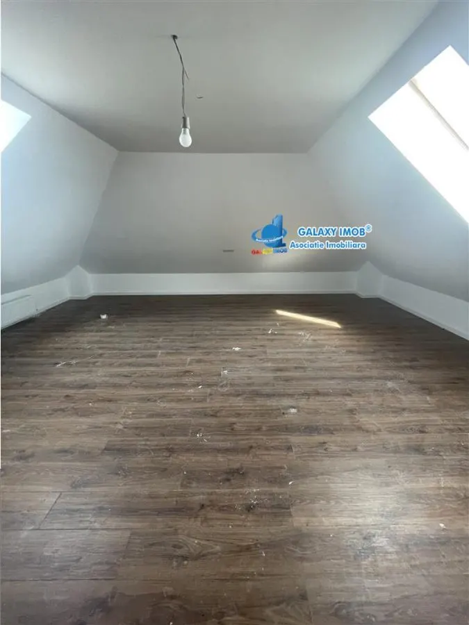 Casa individ. noua P+1E+M, 4 cam, in zona Toamnei- langa noua scoala - foto 5