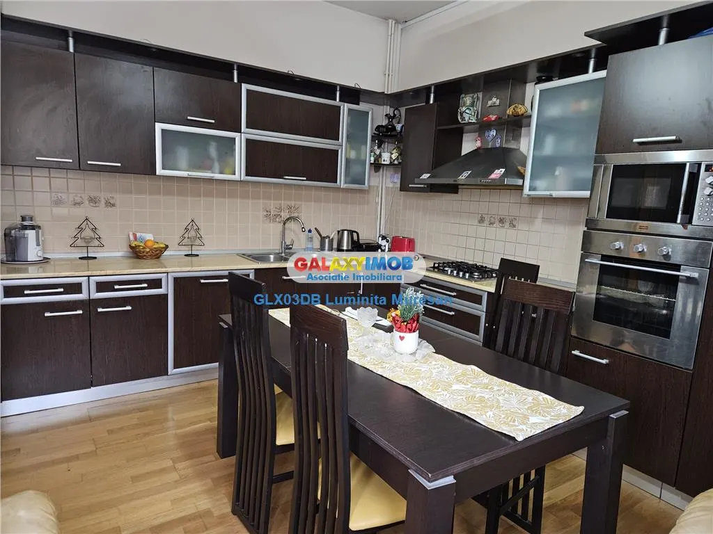 Vanzare casa P+1+M Targoviste Central - foto 6
