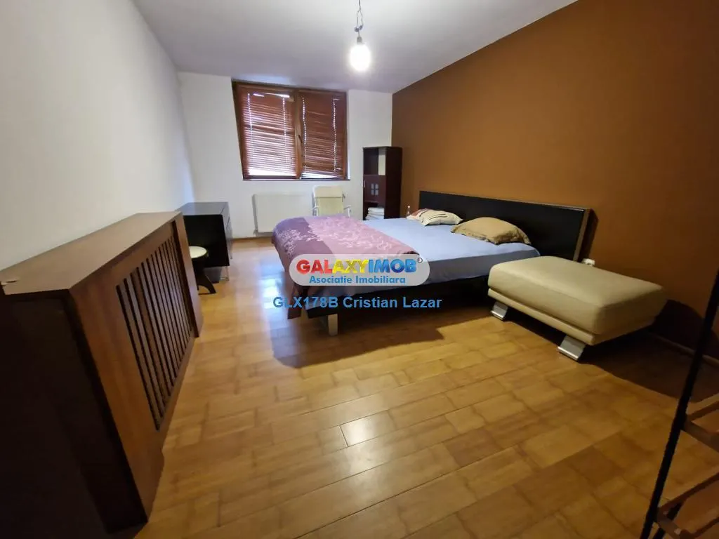 Vila cu priveliste unicata - foto 13
