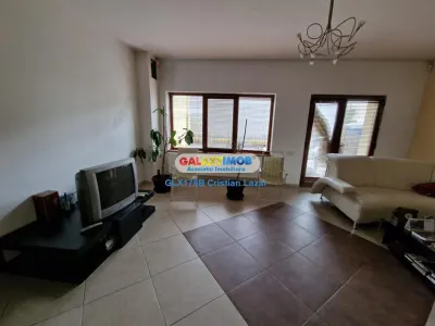 Vila cu priveliste unicata - foto 7