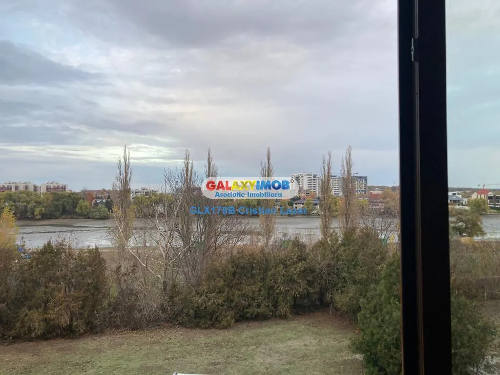 Vila cu priveliste unicata - foto 8