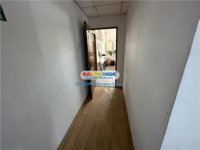 Inchiriere hala 300 mp+ birouri, Ploiesti, zona Xenia - foto 5
