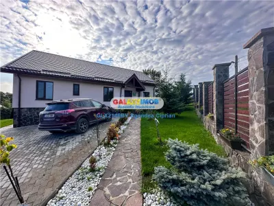 Casa De Vanzare In Sohodol 3 km Bran 25 km Brasov - foto 6