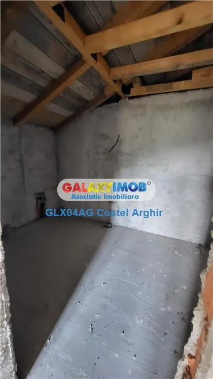 Vindem casa P+E , constructie 2015 , nefinisata , com Bradet, Galesu - foto 7