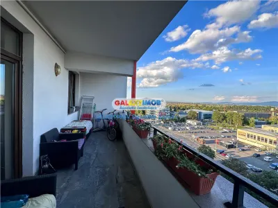 Apartament 3 camere Isaran Tractoru Coresi 100 mp utili - Brasov