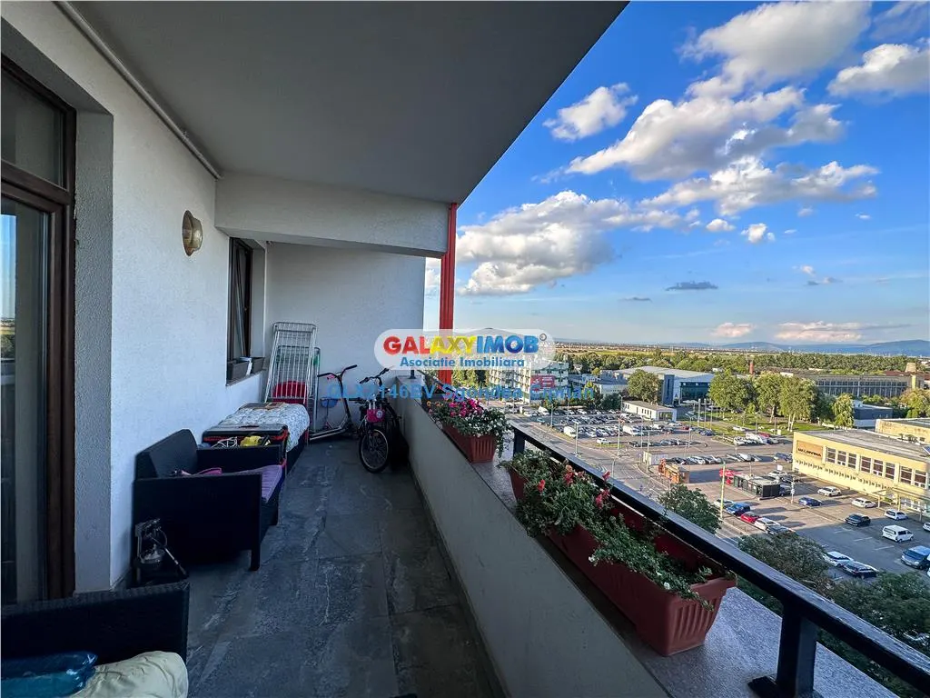 Apartament 3 camere Isaran Tractoru Coresi 100 mp utili - foto 1