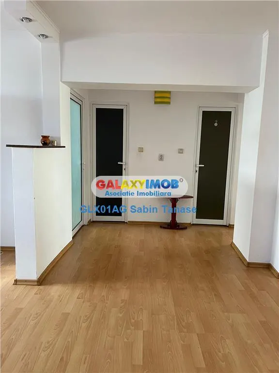 INCHIRIERE APARTAMENT 3 CAMERE ULTRACENTRAL - foto 8