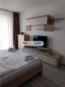 de inch ap 2 cam. cf 1 dec  Trivale la cheie fond nou si parcare - Pitesti