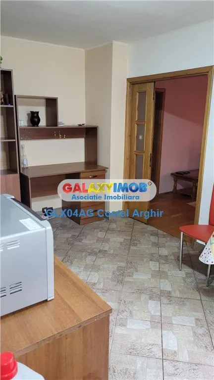 inchiriez apartament cu 2 camere et 1 zona Teilor - foto 15