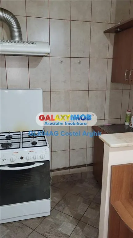 inchiriez apartament cu 2 camere et 1 zona Teilor - foto 16