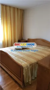 inchiriez apartament cu 2 camere et 1 zona Teilor - foto 3