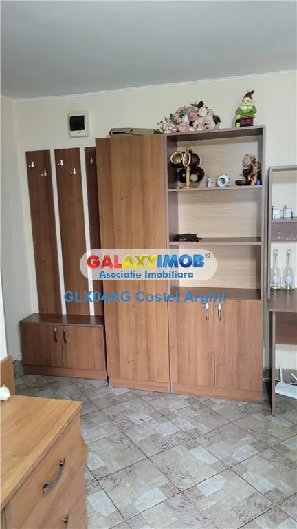 inchiriez apartament cu 2 camere et 1 zona Teilor - foto 8