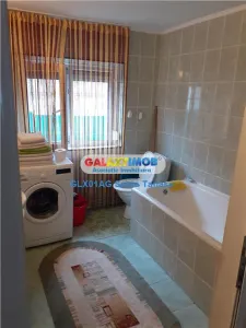 de vanzare  CASA PARTER MARACINENI  renovata - foto 3