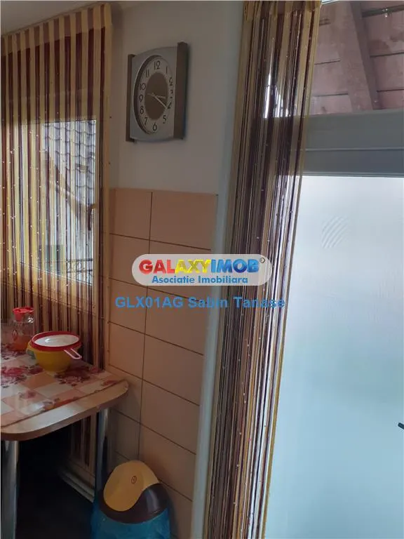 de vanzare  CASA PARTER MARACINENI  renovata - foto 9