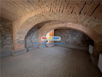 Casa saseasca Sanpetru restaurata total 2200 mp teren - foto 22