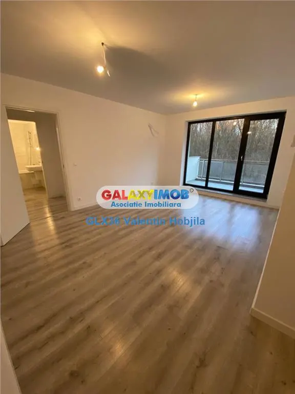 Inchiriere apartament decomandat bloc nou 2 camere Baneasa Greenfield - foto 3