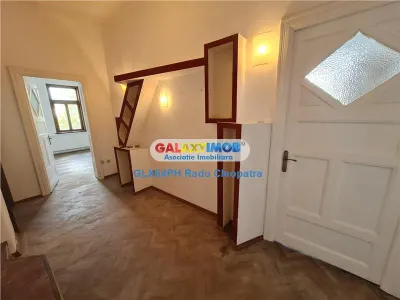 Inchiriere spatiu birou 3 camere, Ploiesti, zona ultracentral - foto 7