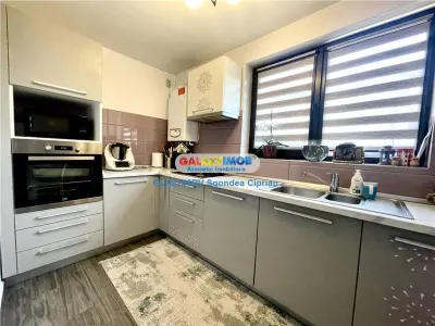 Casa tip duplex Sanpetru toate utilitatile asfalt si iluminat stradal - foto 15