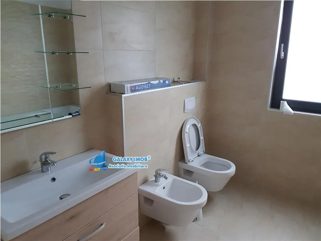 Inchiriem apartament cu 2 camere de lux Nord , bloc nou - foto 11