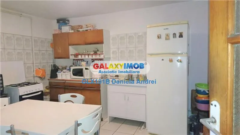 Vanzare CASA 4 camere, Bucuresti, CARTIER ANDRONACHE 95000 Euro - foto 10