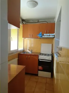 VANZARE APARTAMENT 3 CAMERE 115000 EURO ZONA DRISTOR - foto 12