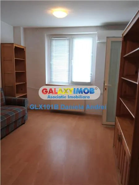 VANZARE APARTAMENT 3 CAMERE 115000 EURO ZONA DRISTOR - foto 9