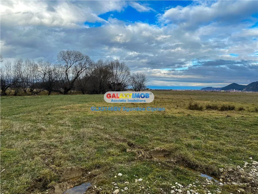 Teren Rasnov Glejerie intravilan 7 km Bran 15 km Brasov - foto 1