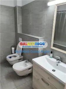 Inchiriez ap cu 2 camere, Nord , mobilat si utilat de lux - foto 12