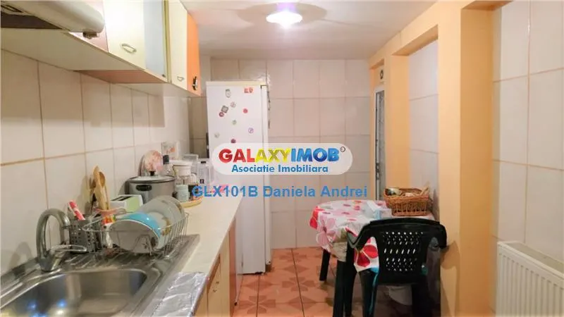 Vanzare CASA 2 camere, Bucuresti, CARTIER ANDRONACHE 55000 Euro - foto 18