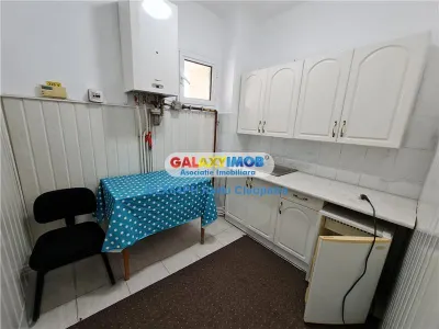 Inchiriere apartament 3 camere, Ploiesti, zona ultracentrala - foto 6