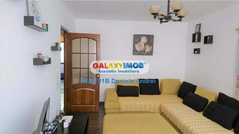 VANZARE APARTAMENT 3 CAMERE 82500 EURO ZONA BERCENI, BRANCOVEANU - foto 2
