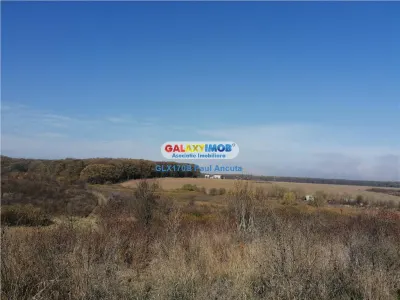 Teren Snagov Ghermanesti  latura mare  lac si padure 70000 - Snagov