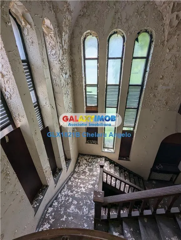 Cismigiu, vila neoromaneasca, suprafata construita 3000 mp, teren 1760 - foto 12