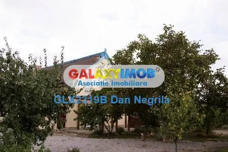 Murighiol-Delta Dunarii pensiune si teren la Canal - foto 1