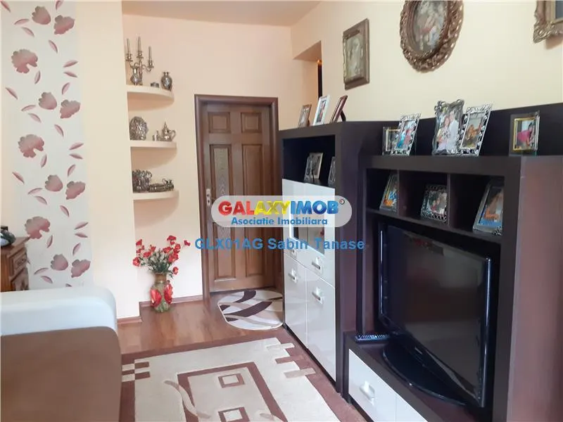 UNICAT de inchiriat garsoniera moderna vila STR TRIVALE - foto 1