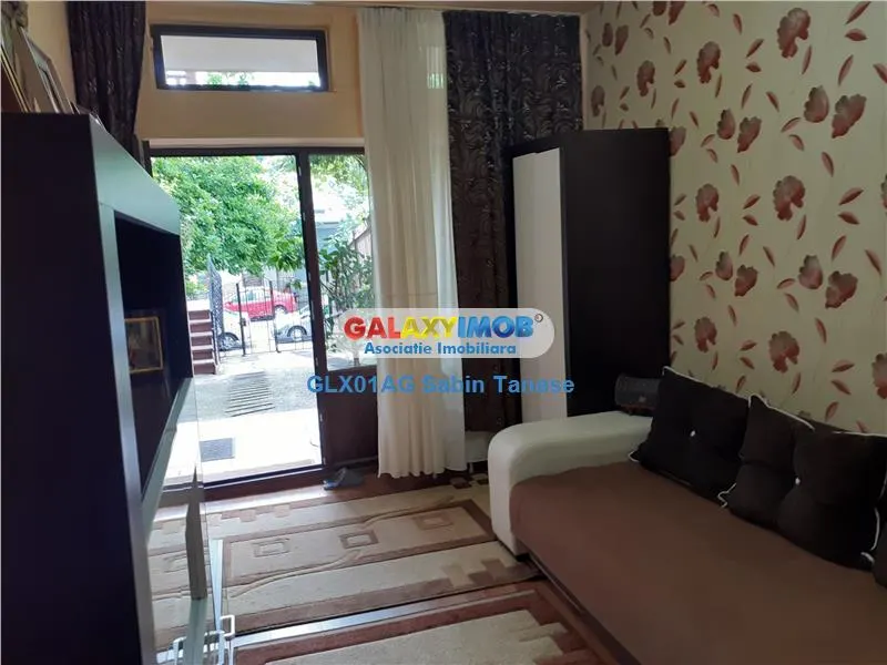 UNICAT de inchiriat garsoniera moderna vila STR TRIVALE - foto 3