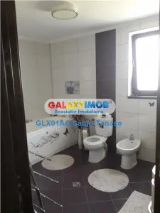 de inch vila P+E langa tg saptamanal  moderna la cheie 450mp teren - foto 4