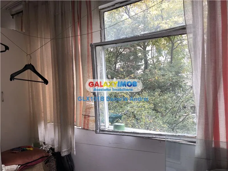 APARTAMENT 3 CAMERE -VANZARE -67000 EURO DRUMUL TABEREI STR.SIBIU - foto 15