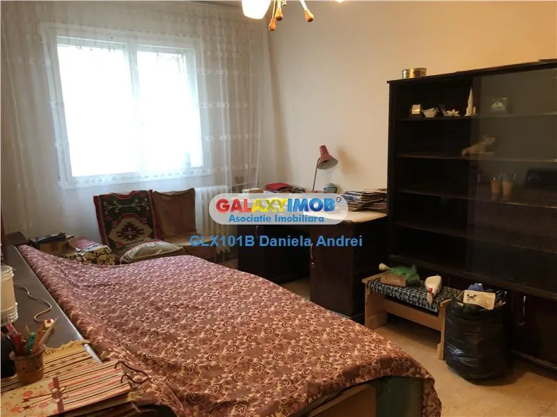 APARTAMENT 3 CAMERE -VANZARE -67000 EURO DRUMUL TABEREI STR.SIBIU - foto 8