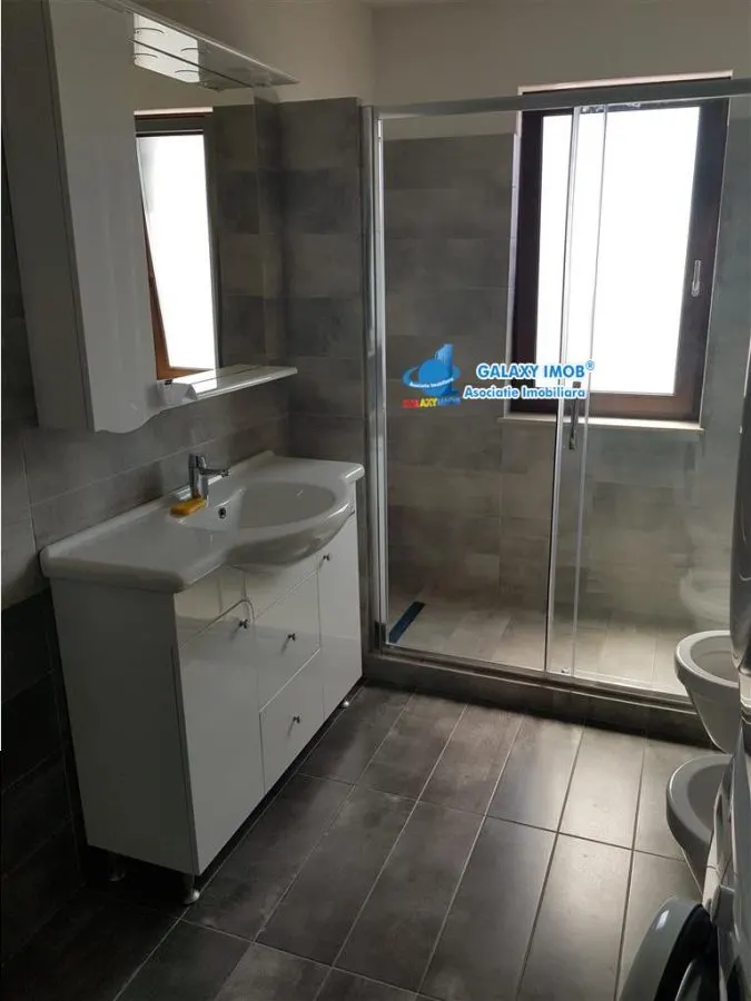 Inchiriem apartament cu 4 camere SUPER LUX - foto 6