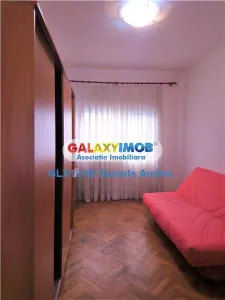 INCHIRIERE APARTAMENT 3 CAMERE  100 mp UNIVERSITATE 700 euro - foto 13