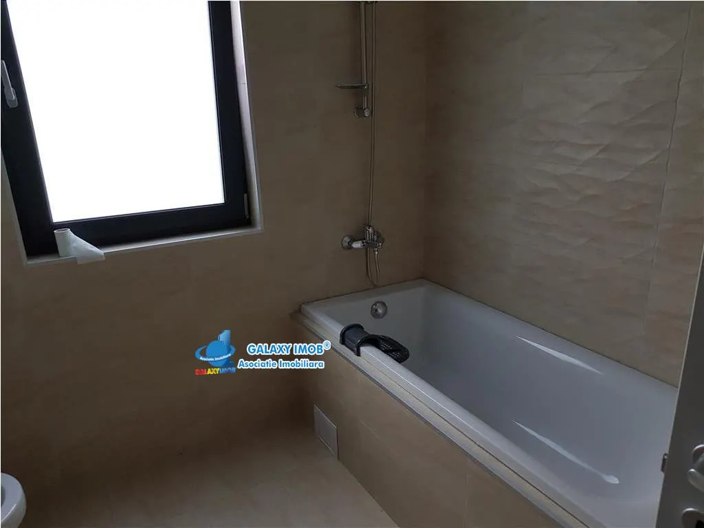 Inchiriem apartament cu 2 camere de lux Nord , bloc nou - foto 9
