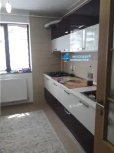 DE INCHIRIAT AP 3 CAM FOND NOU CRINULUI CU GARAJ - foto 6