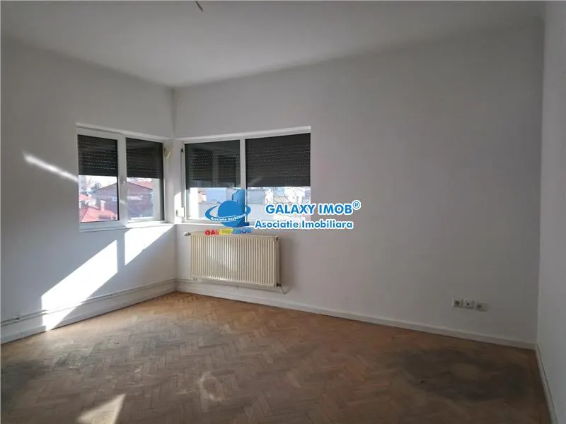 APARTAMENT 70 MP IN VILA INCHIRIERE 700 euro ZONA  ROMANA DOROBANTI - foto 4