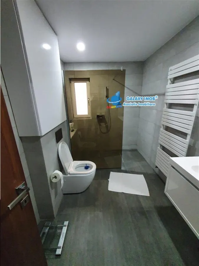 Inchiriez vila superba la intrare in Albota, zona linistita - foto 11